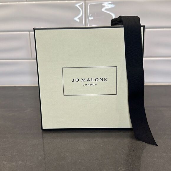 Joe Malone Box Bundle (4 Piece) - Picture 1 of 7